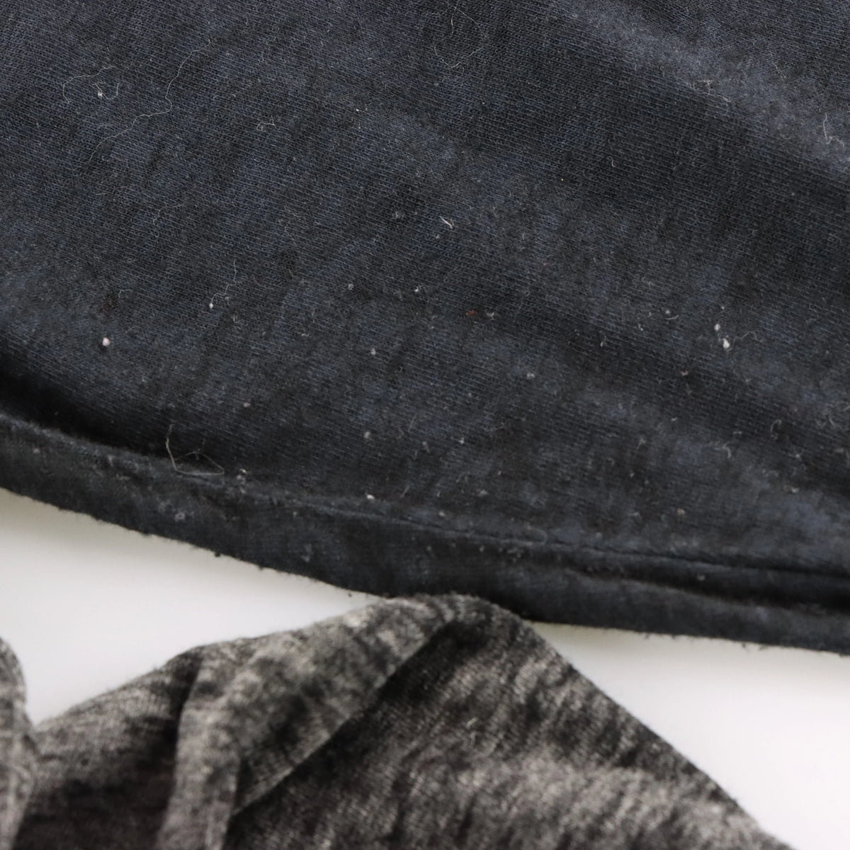 Vintage AFFLICTION Velvet Detail Eagle Crest Grey & Black Y2K Long Sleeve Tee (L TALL)
