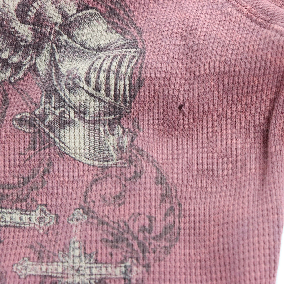 Vintage AFFLICTION Crusader "Saint Gilles Count de Toulouse" Gold Foil Detail Waffle Knit Long Sleeve Tee USA Made (L)