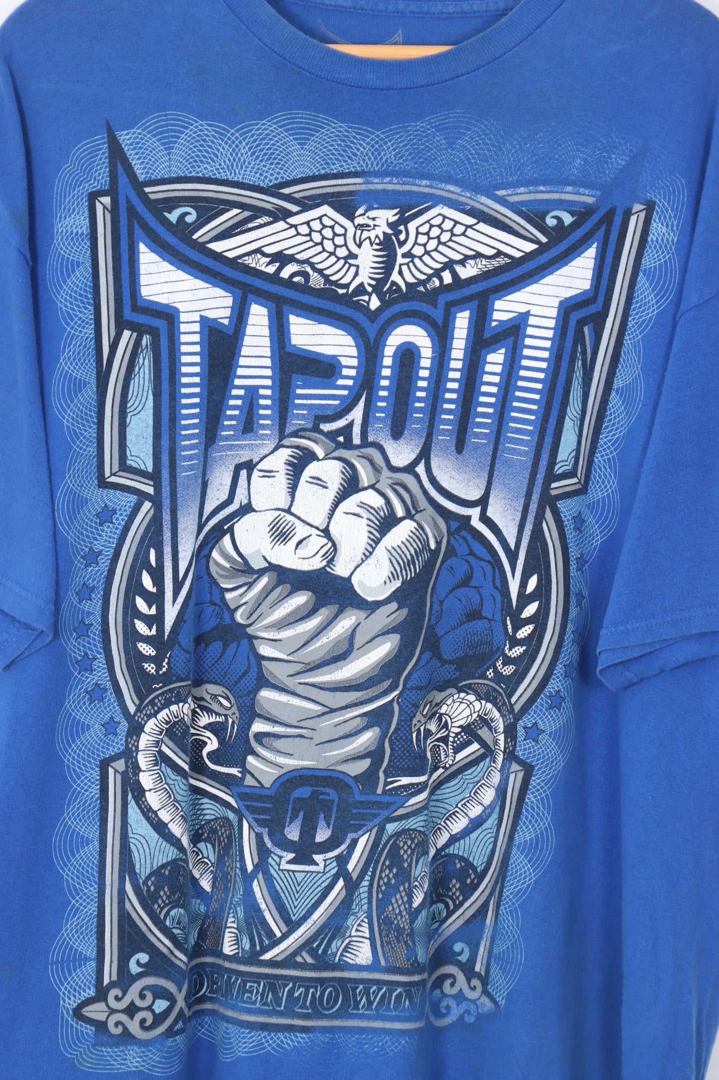 TAPOUT Royal Blue MMA Fist Graphic Wrestling Tee (XXL)