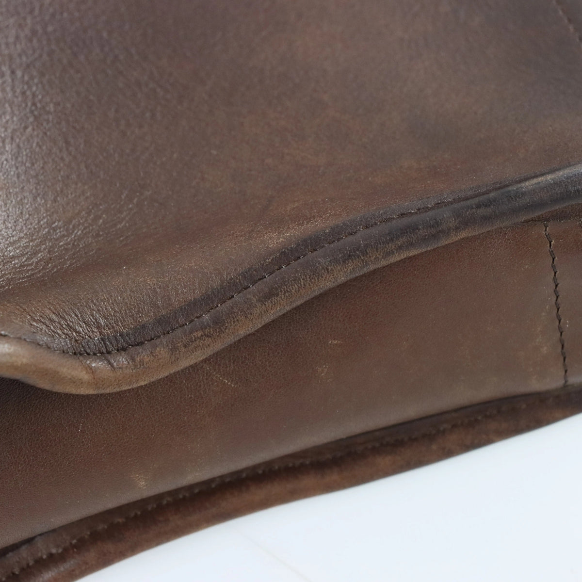 Vintage COACH C99 9057 Brown Leather Aero Small Zip Shoulder Bag