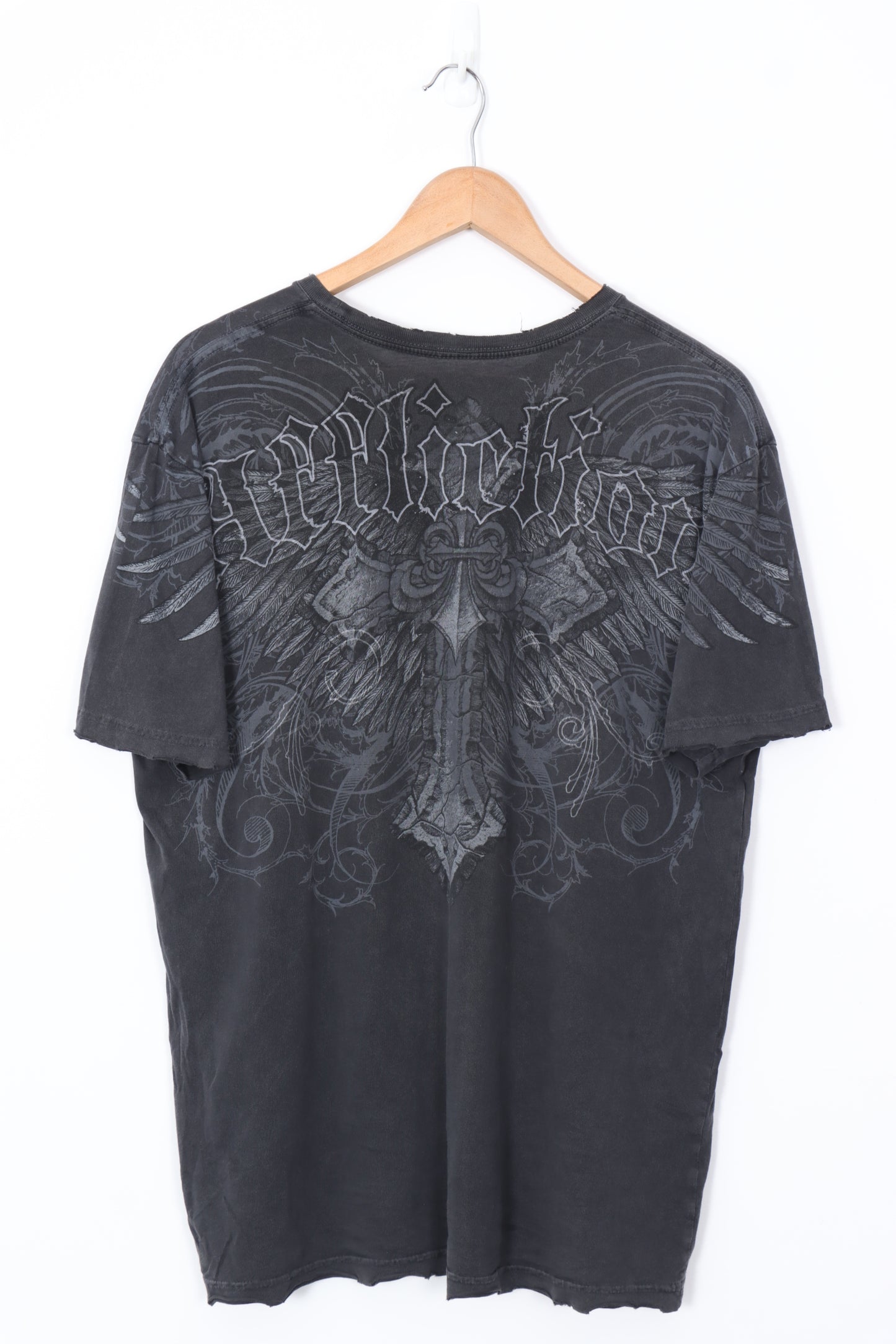 AFFLICTION Skull Feathers All Over Print (L-XL)