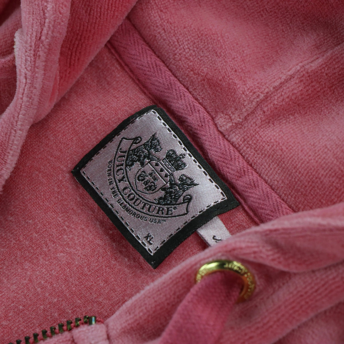 Vintage JUICY COUTURE Y2K Peach Pink & Gold Velour Hooded Sweatshirt (S-M) Vintage Sole Melbourne
