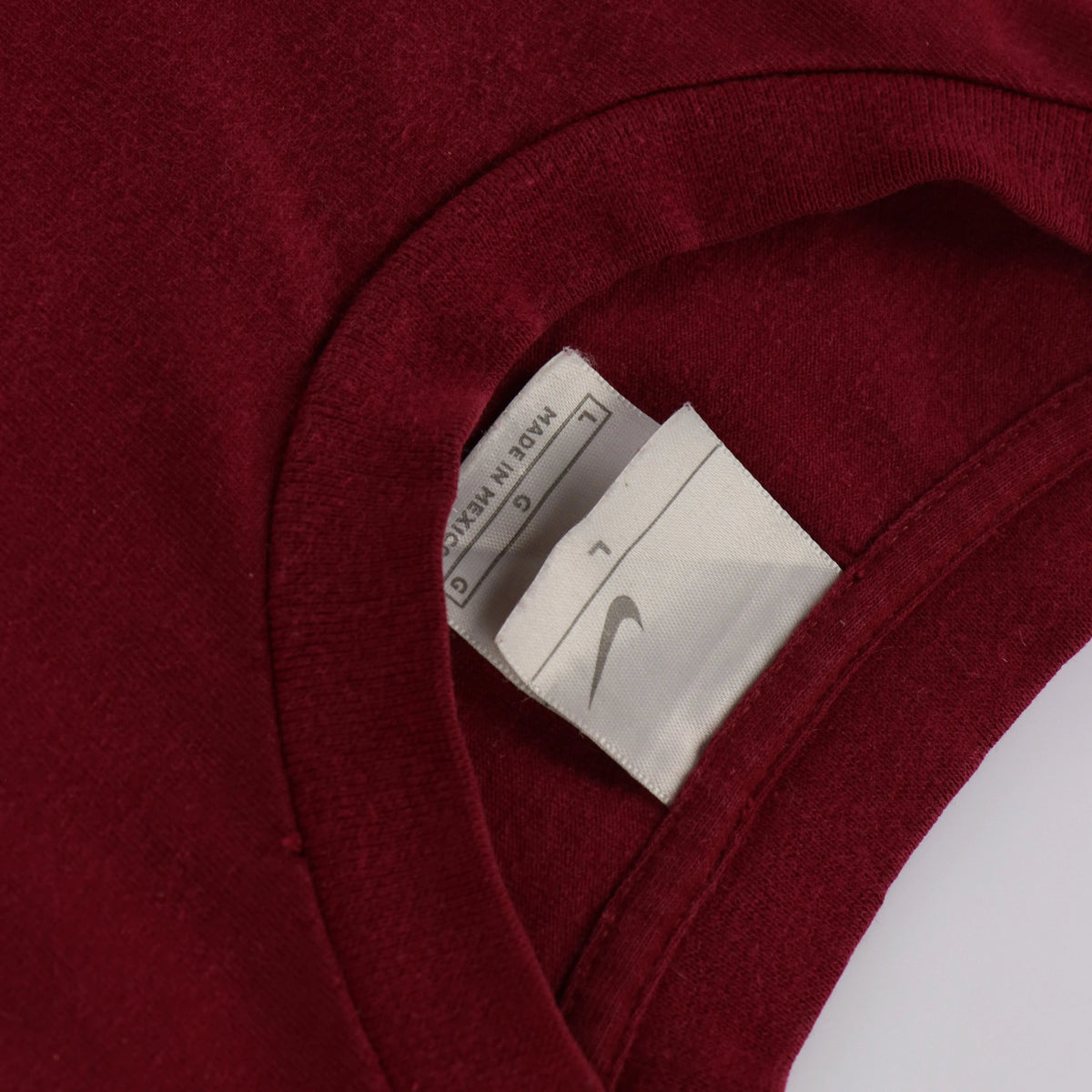 Vintage NIKE Embroidered Swoosh Burgundy & White T-Shirt (L) Vintage Sole Melbourne