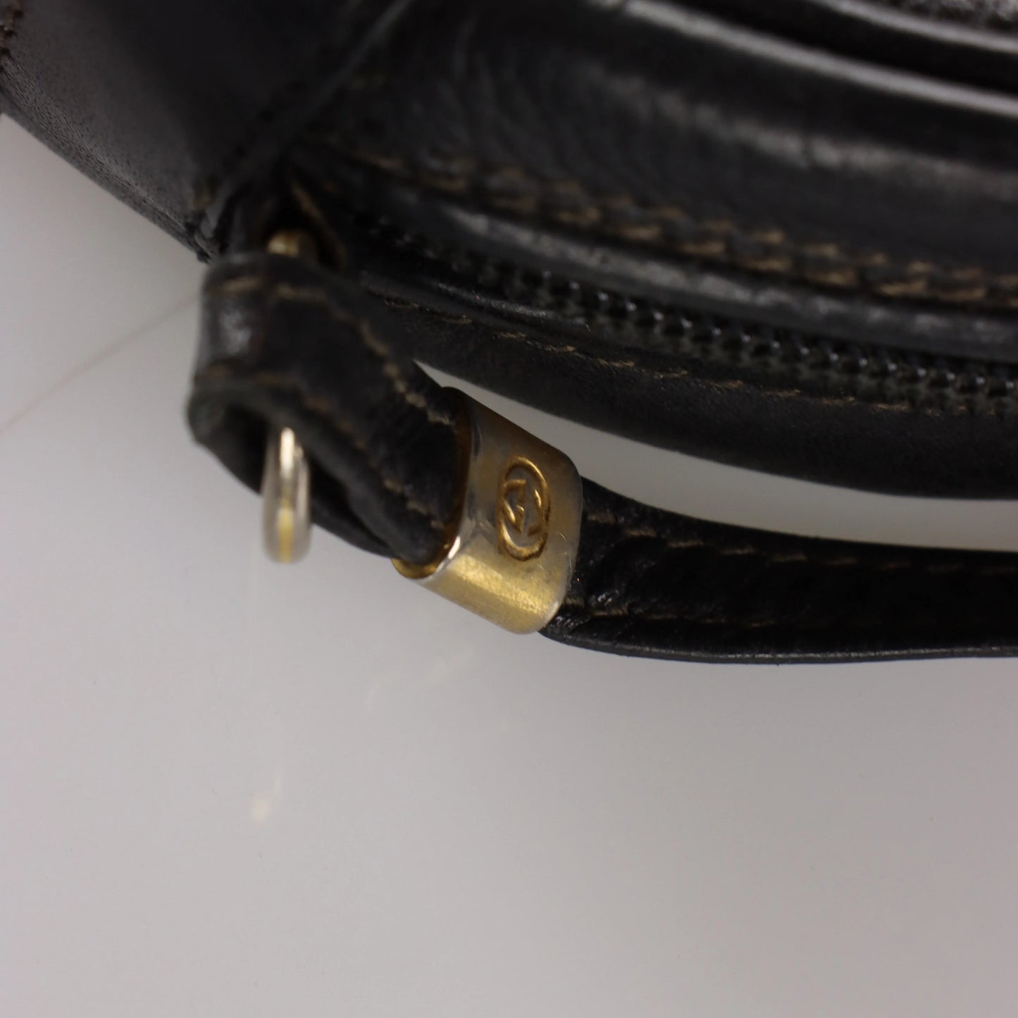 GUCCI Micro Logo Pebbled Leather Round Black Crossbody Bag