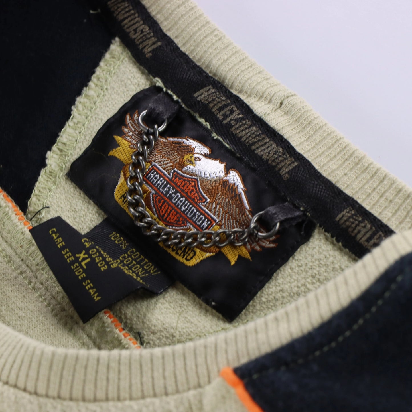 Vintage HARLEY DAVIDSON Embroidered Motorcycle T-Shirt USA Made (XL)