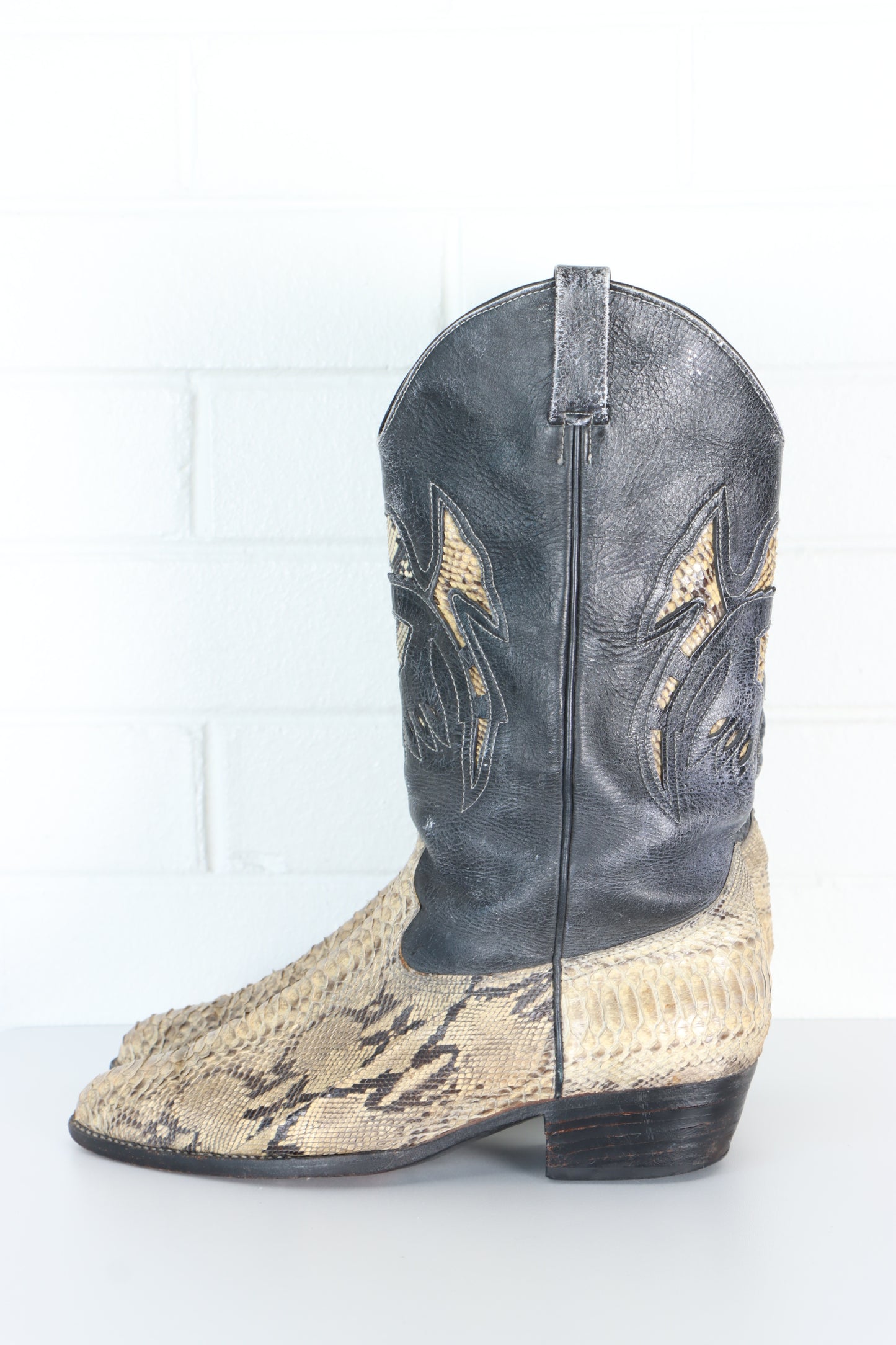 Vintage Python Leather Narrow Cowboy Boots (9)