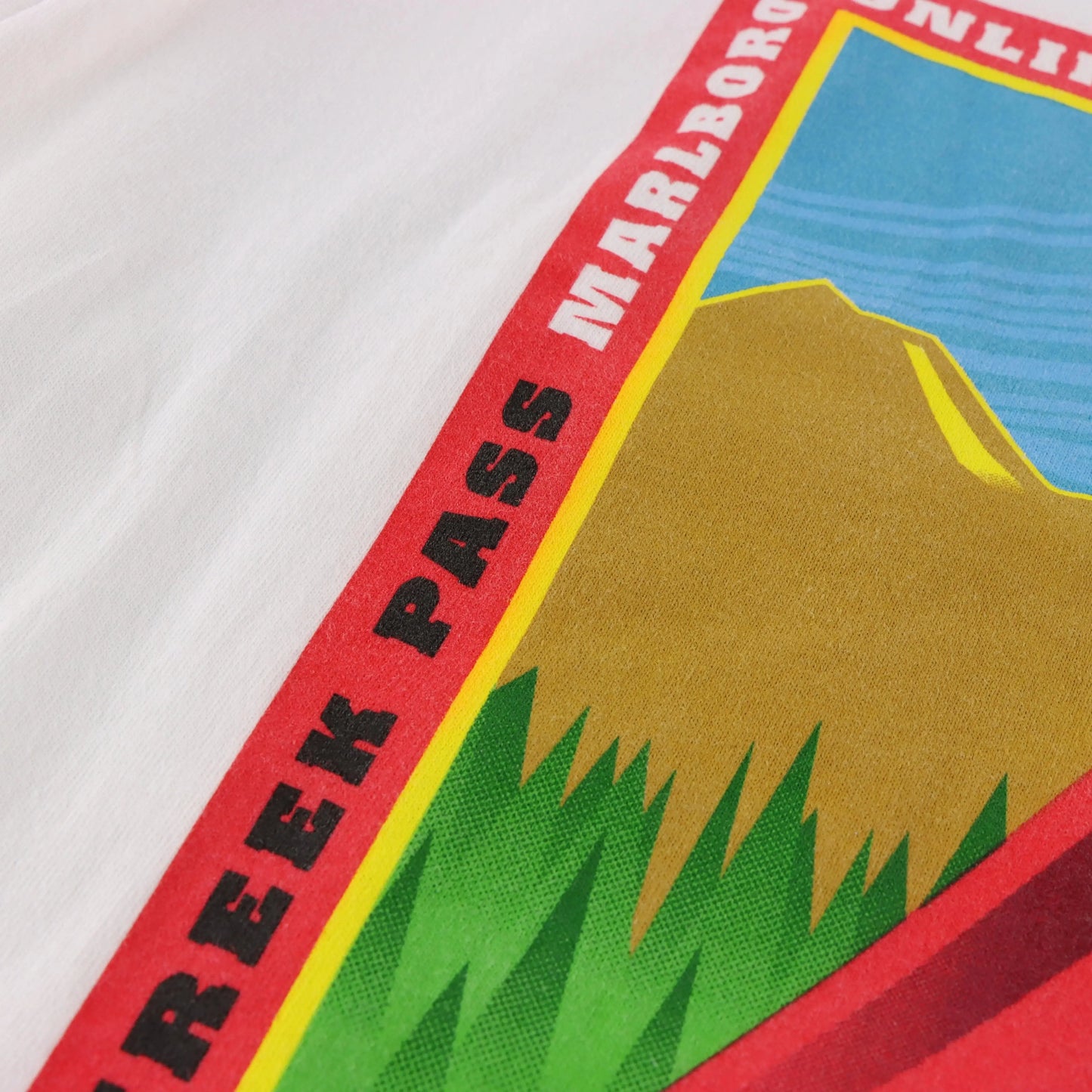 Vintage 1996 Marlboro Unlimited USA Made Pipestone Pass Montana Front Pocket Tee (XL TALL) Vintage Sole Melbourne