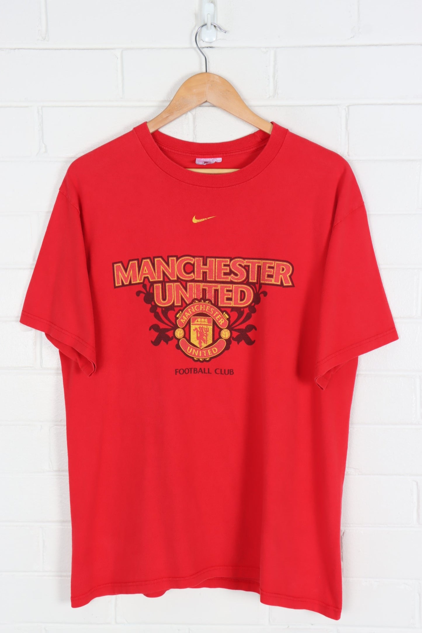 Manchester United NIKE Centre Swoosh Y2K T-Shirt (M-L)