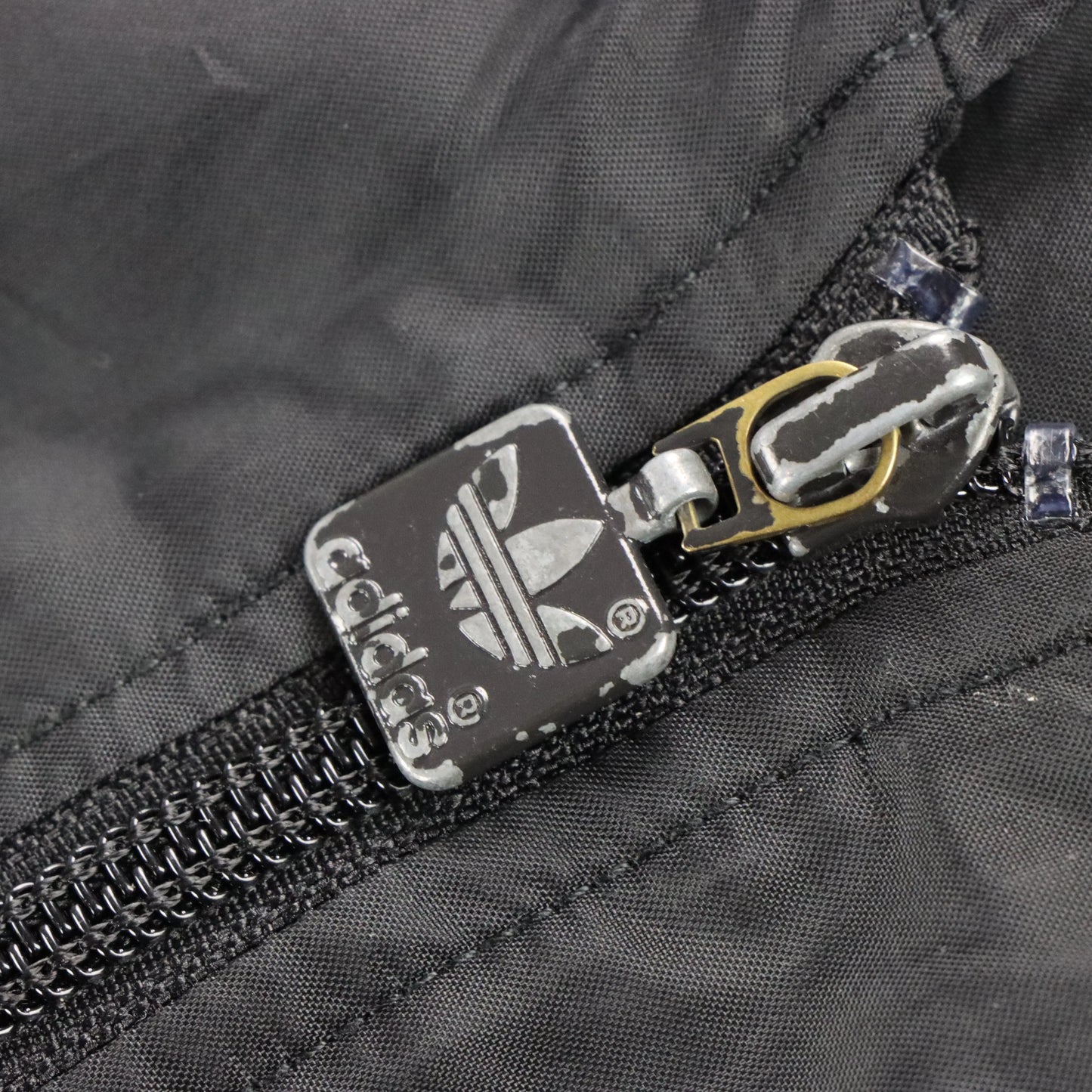 Vintage ADIDAS Embroidered Logo Grey & Black Windbreaker Jacket (M) Vintage Sole Melbourne