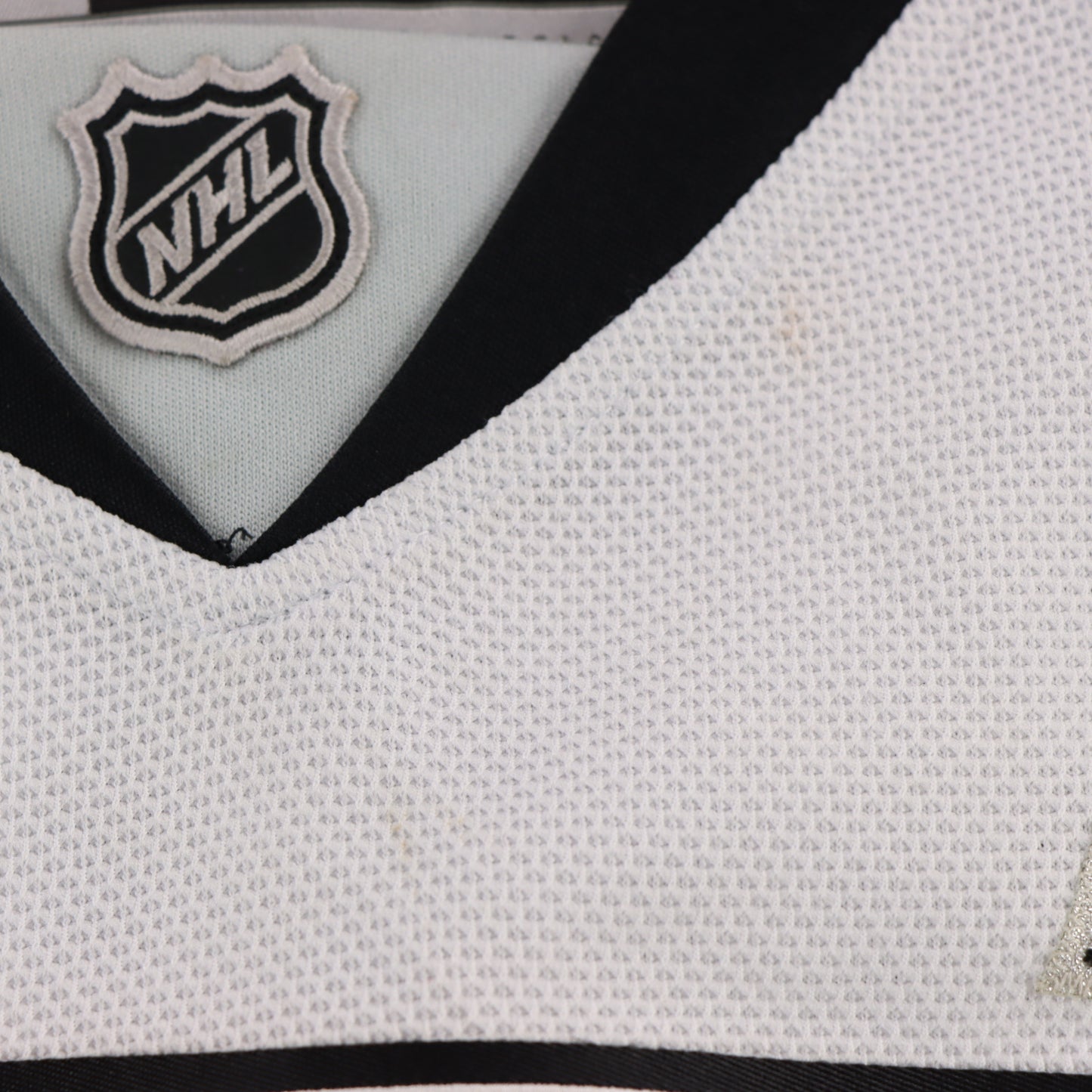 REEBOK NHL LA Kings Carter #77 Embroidered Hockey Jersey (M-L)