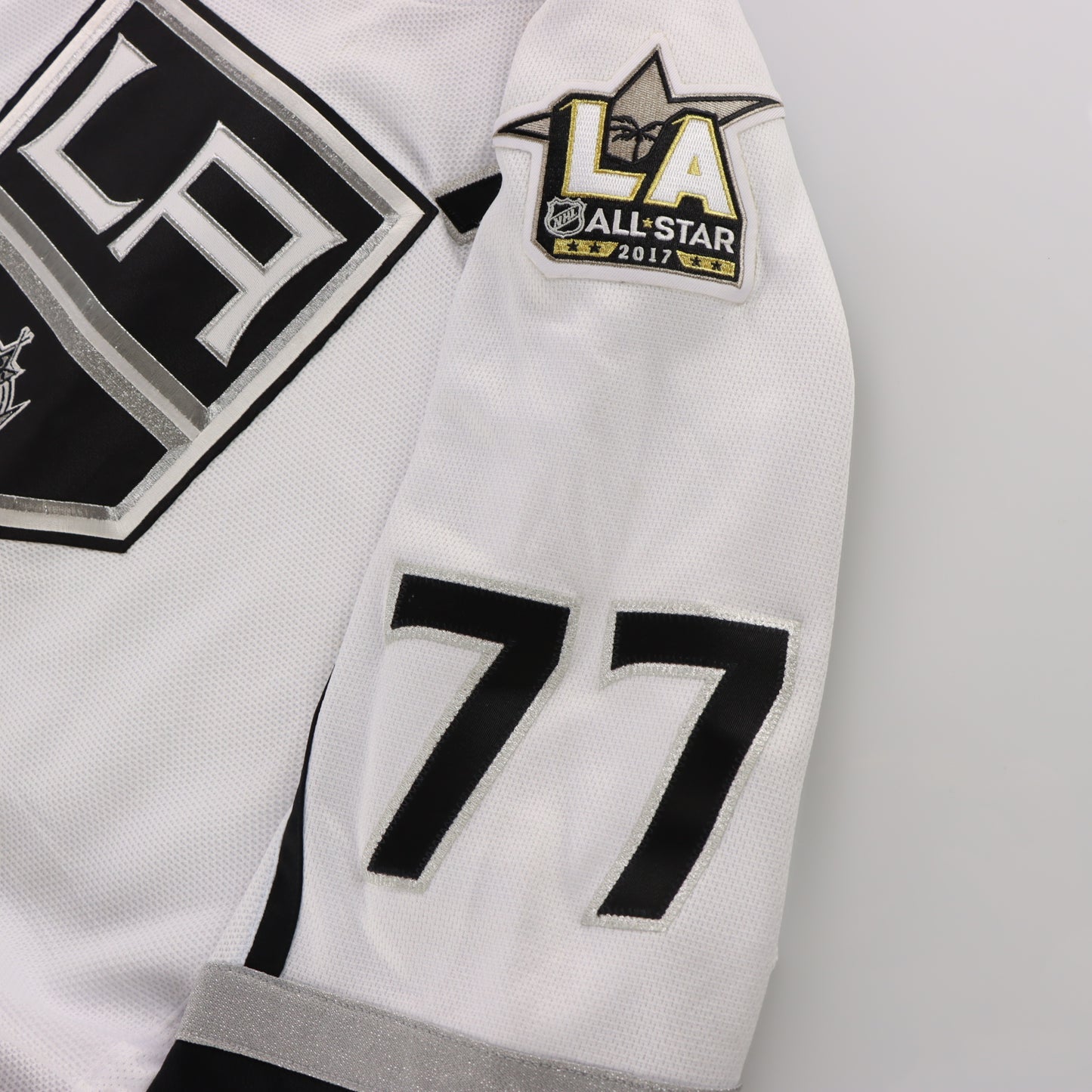 REEBOK NHL LA Kings Carter #77 Embroidered Hockey Jersey (M-L)