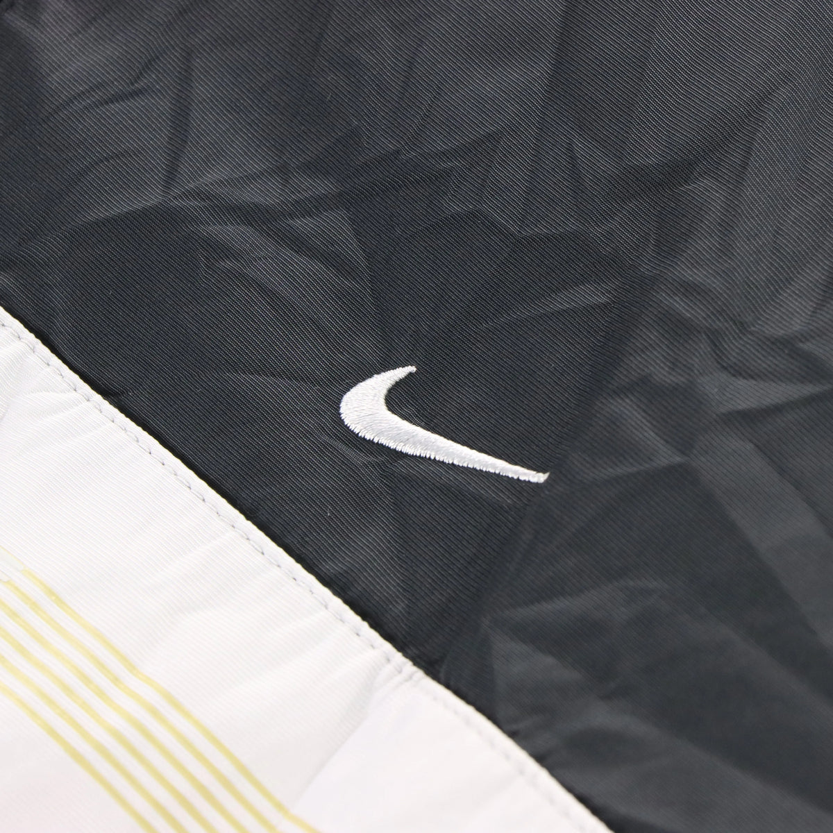 Vintage NIKE Embroidered Swoosh Quarter Zip Hooded Windbreaker Pullover (XXL) Vintage Sole Melbourne
