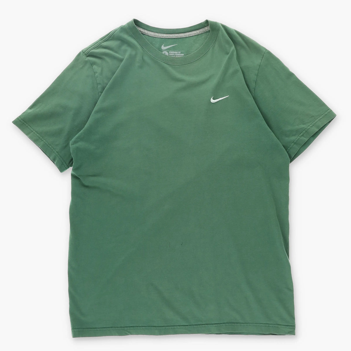 NIKE Embroidered Swoosh Logo Standard Fit Green T-Shirt (L) Vintage Sole Melbourne