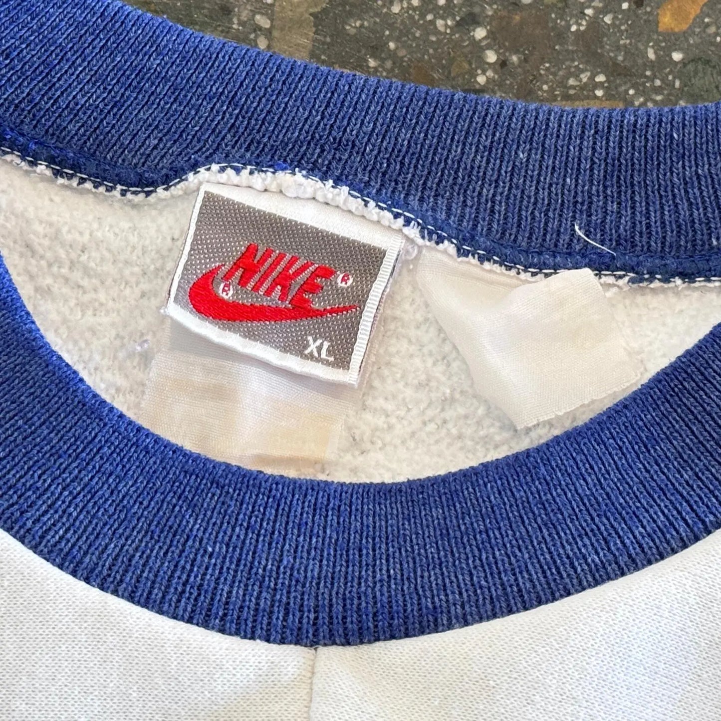 NFL NIKE Dallas Cowboys 90s Skyline Striped Star Graphic White & Blue Sweatshirt (XL) Vintage Sole Melbourne