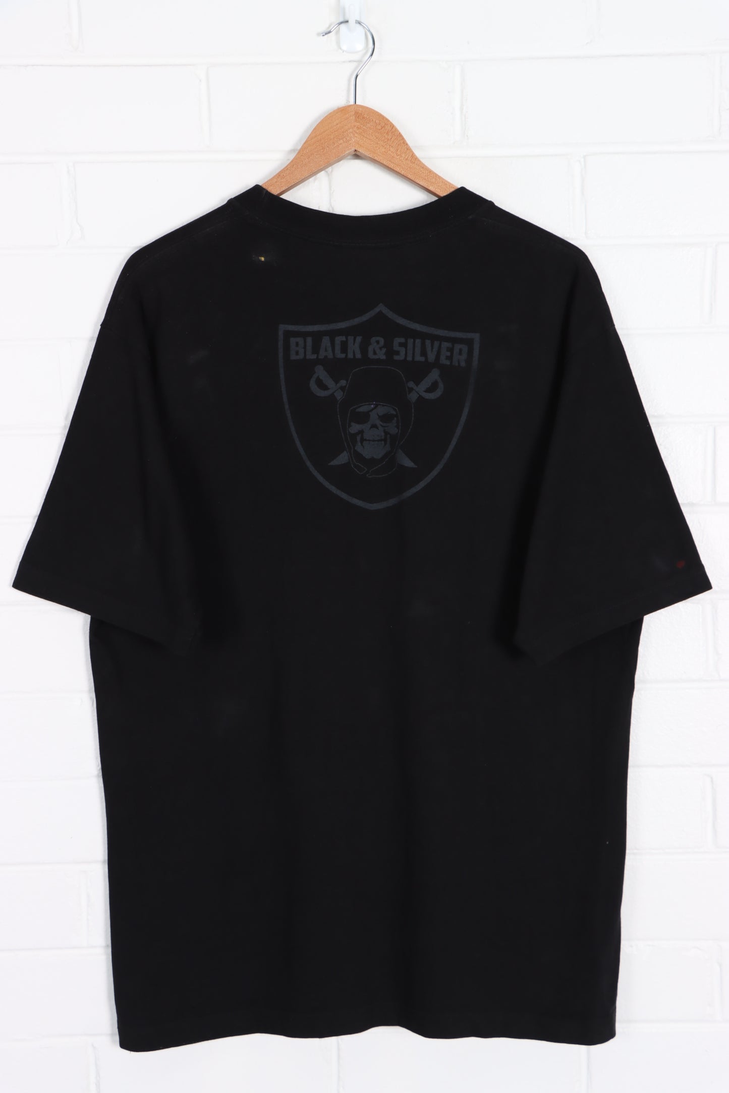 NFL Las Vegas Raiders "Black Silver" Big Logo T-Shirt (L-XL) - Vintage Sole Melbourne