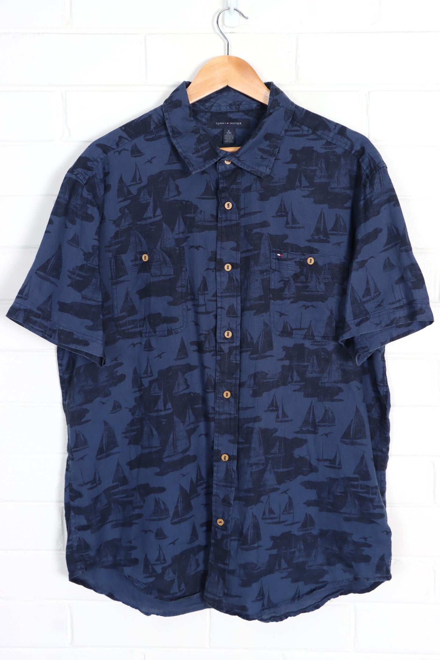 TOMMY HILFIGER Linen Navy Blue Sailboat Short Sleeve Shirt (XL) - Vintage Sole Melbourne