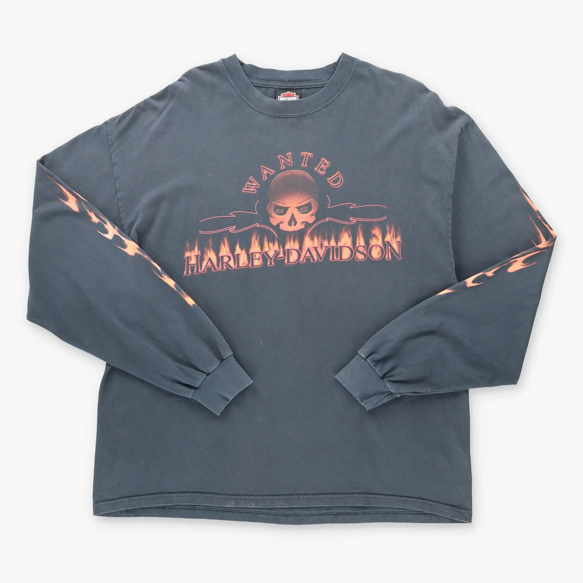 Vintage HARLEY DAVIDSON Y2K 'Wanted' Flame Skull Long Sleeve Motorcycle T-Shirt (XL)