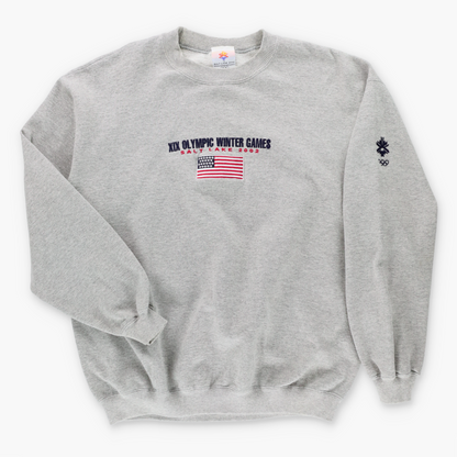 Vintage Olympic Winter Games 2002 Embroidered USA Flag Grey Sweatshirt (L) ***COCO Vintage Sole Melbourne