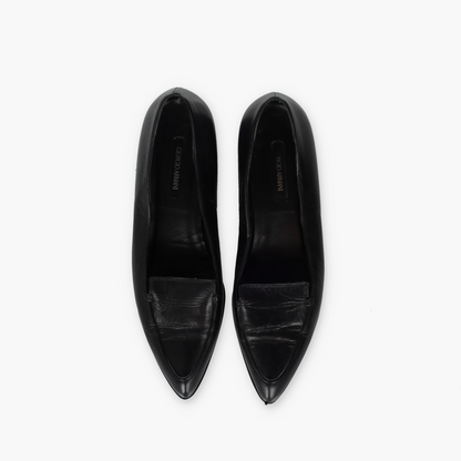 GIORGIO ARMANI Pointed Toe Black Loafers (39)