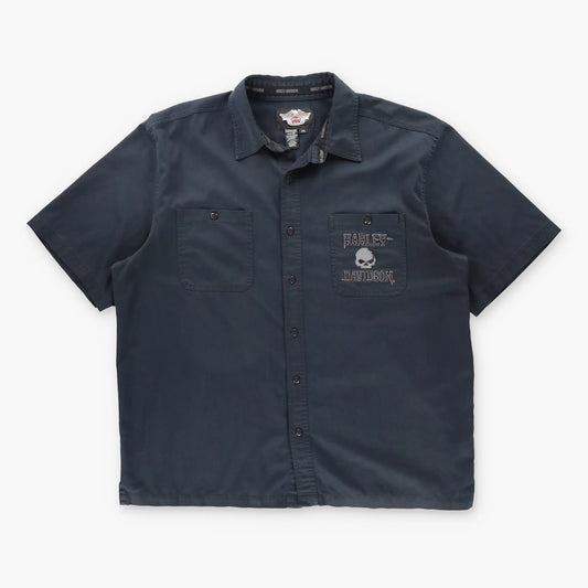 Vintage HARLEY DAVIDSON Embroidered Flaming Skull Short Sleeve Button-Down Biker Shirt (XXL)