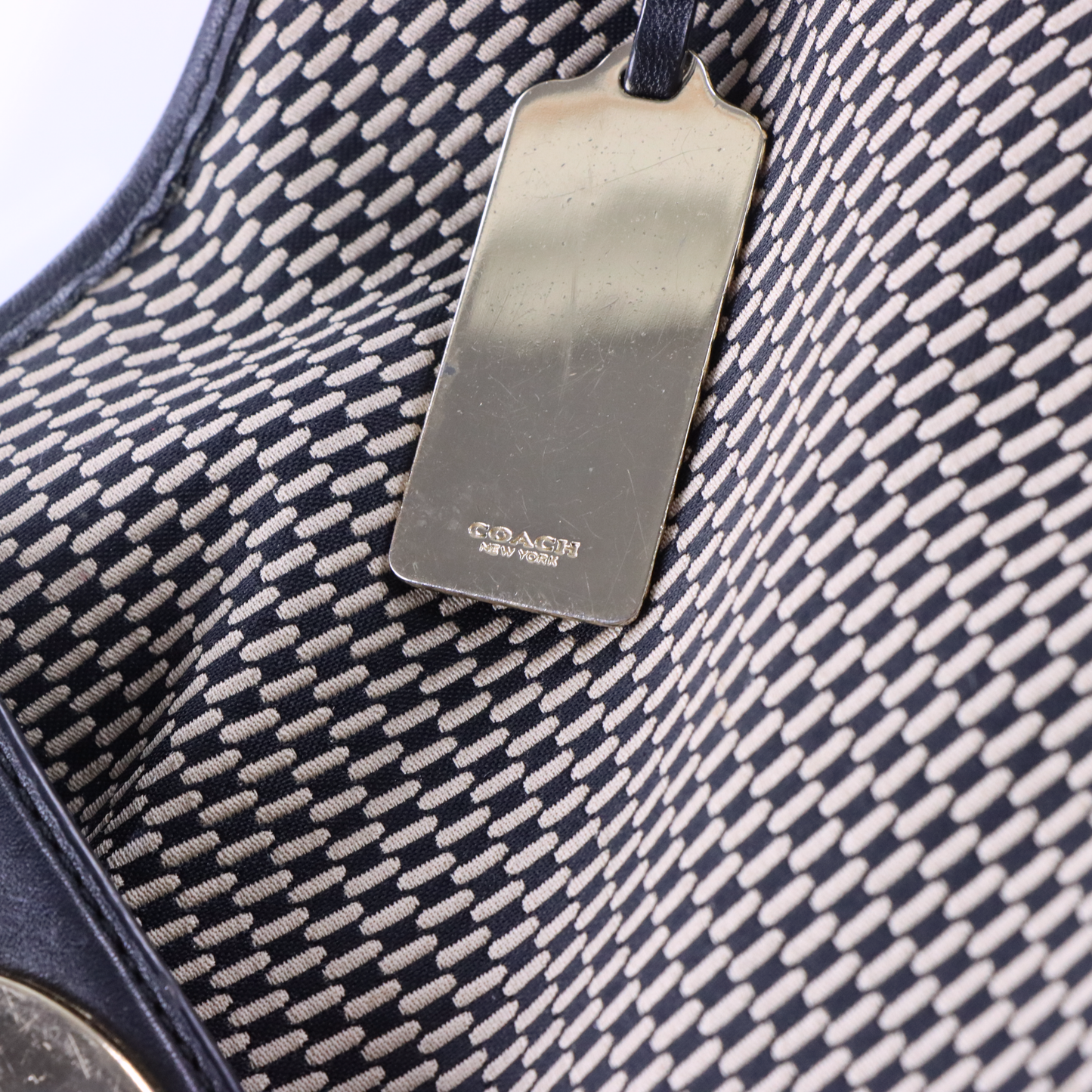 COACH 32363 'Madison Carlyle' Black & Beige Shoulder Bag