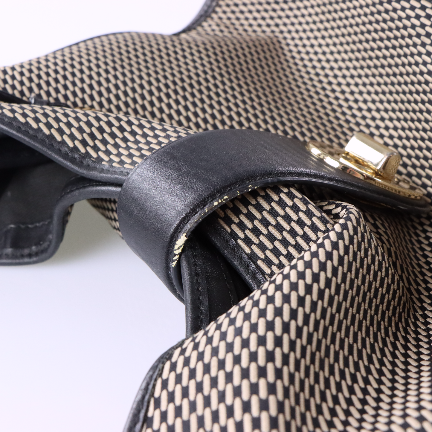COACH 32363 'Madison Carlyle' Black & Beige Shoulder Bag