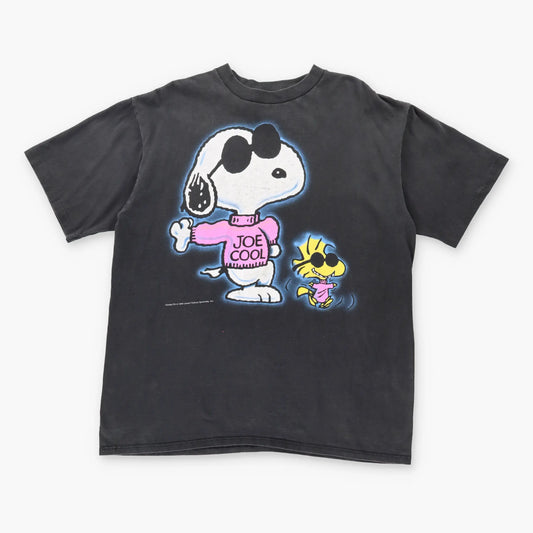 Vintage SNOOPY 1994 Joe Cool Peanuts & Woodstock USA Made T-Shirt (XL)