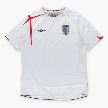 Vintage UMBRO England 2005-2007 Embroidered Home Soccer White Jersey (XL)