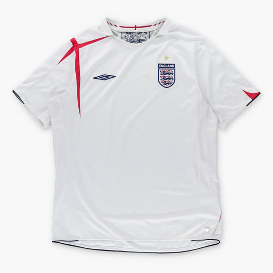 Vintage UMBRO England 2005-2007 Embroidered Home Soccer White Jersey (XL)