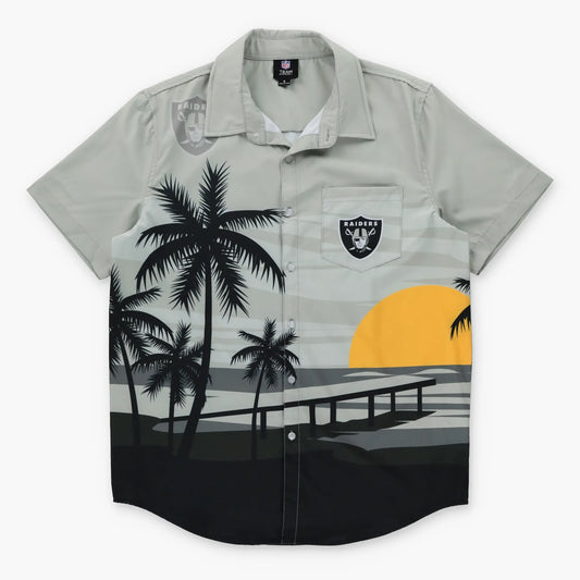 NFL TEAM APPAREL Las Vegas Raiders Button Up All Over Print Hawaiian Shirt (M)