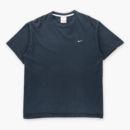 NIKE Embroidered Swoosh Logo Vintage Black T-Shirt (L-XL)