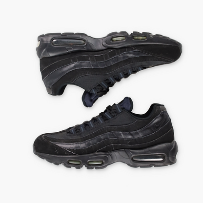 NIKE Air Max 95 Triple Black Sneakers (10)