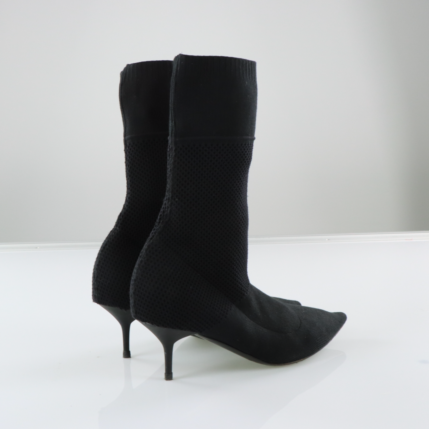 BURBERRY Italian Made Black 'Lynda' Knitted Elastic Mesh Heeled Boots (38)