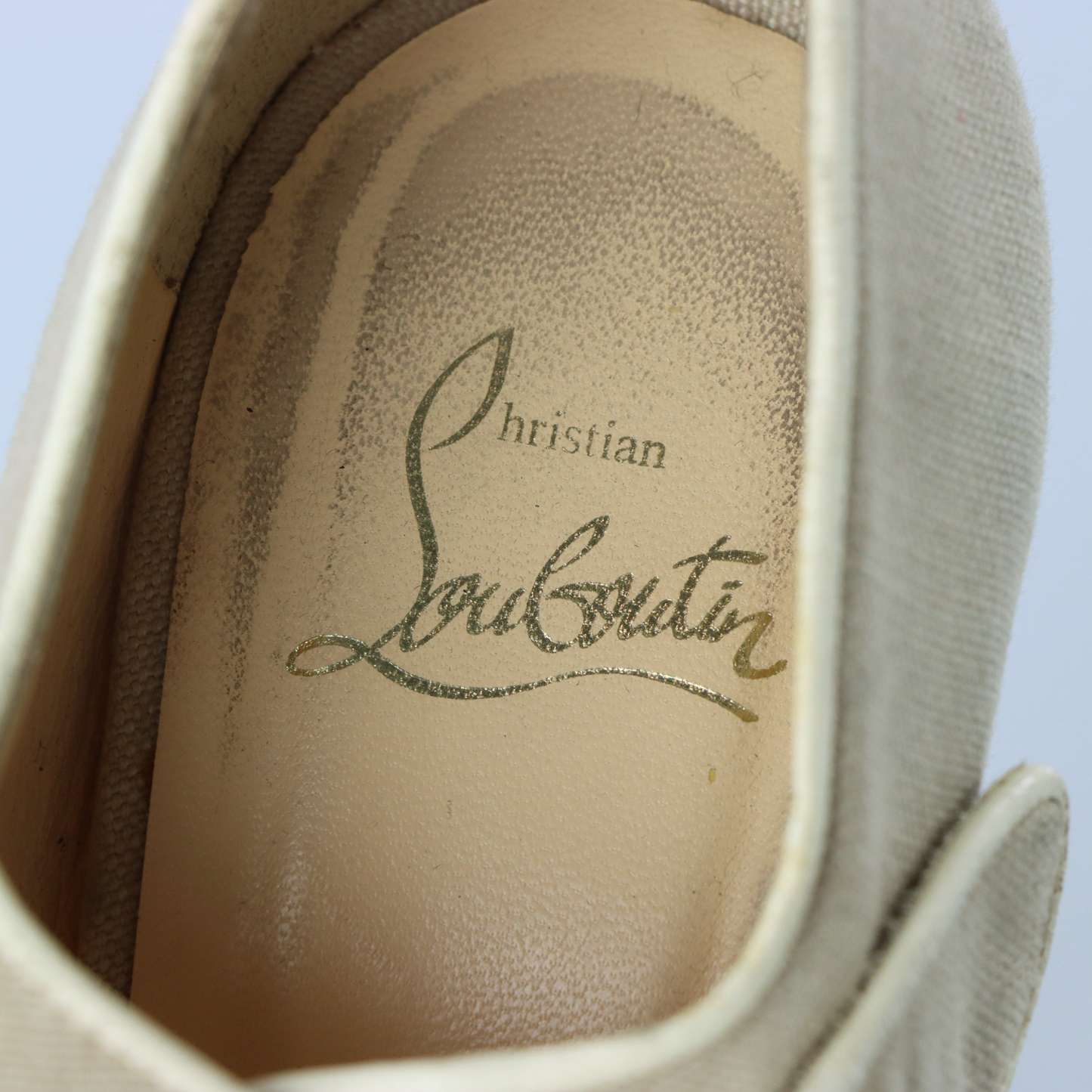 CHRISTIAN LOUBOUTIN Ecru Canvas Melides Peep Toe Wedge Sandals (41)