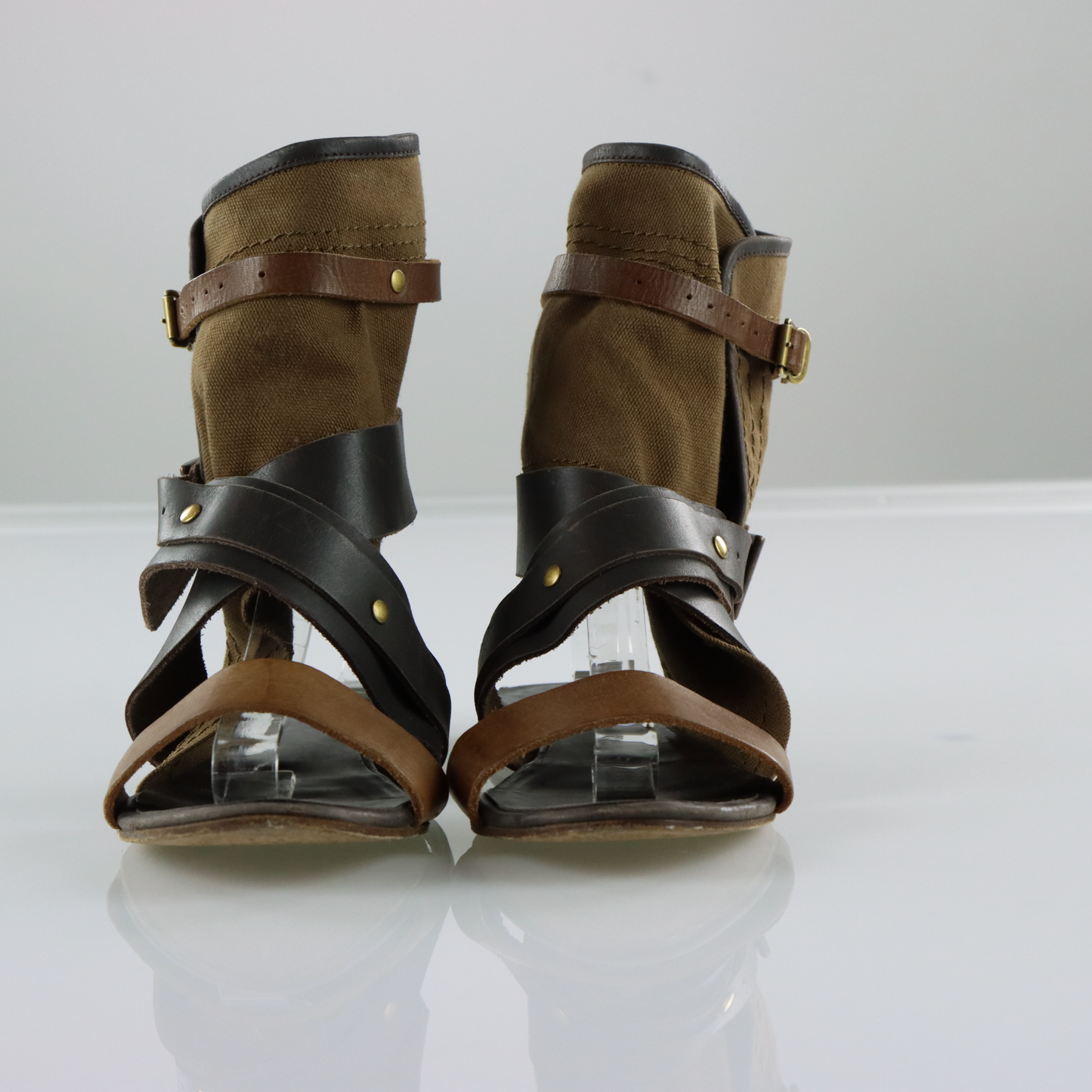 CHLOE Italian Made Canvas & Leather Adjustable Buckle Strap Gladiator Sandals (37.5)