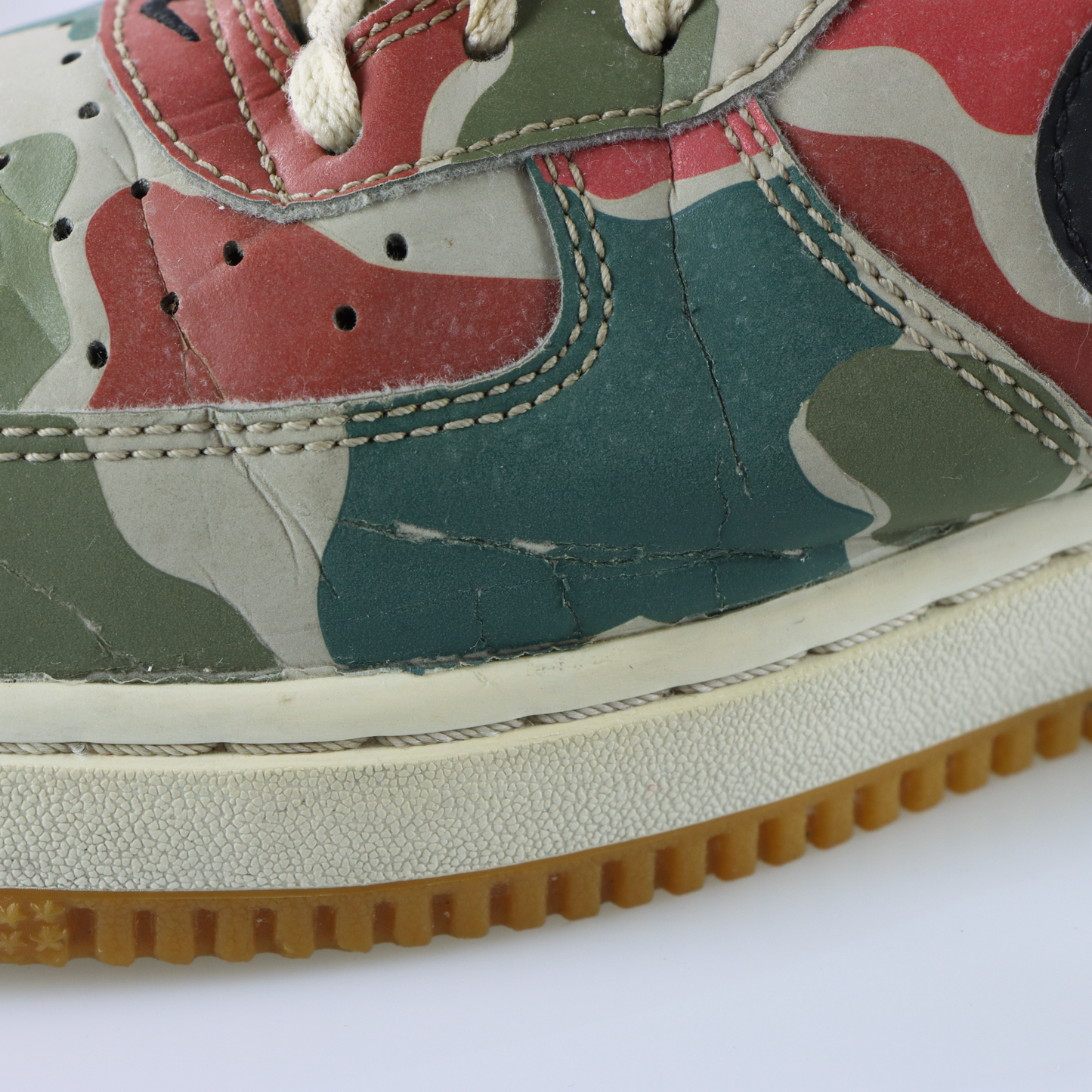 NIKE Air Force 1 Reflective Low Red & Green Camo Sneakers (8)