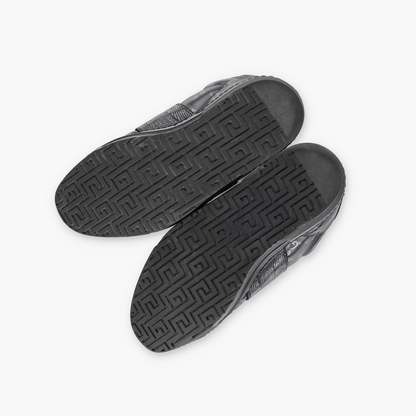 GUCCI Black GG IMPRIME Italian Made Low Top Sneakers (7.5)