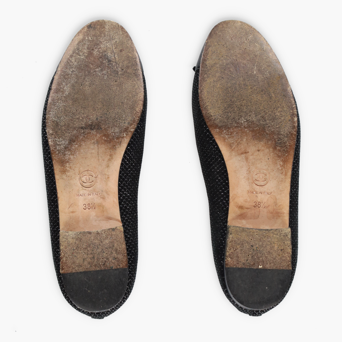 CHANEL Signature 'CC' Logo Black & Silver Italian Made Ballet Flats (38.5)