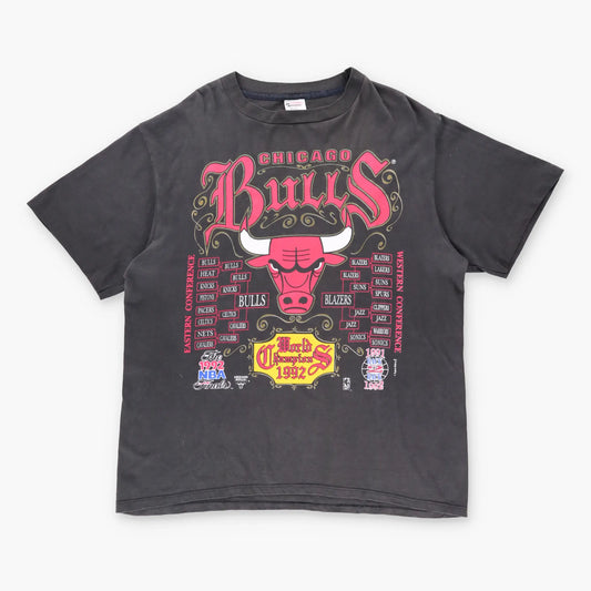 Vintage CHICAGO BULLS USA Made T-Shirt *Aubs Vintage Sole Melbourne