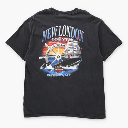 HARLEY DAVIDSON New London County Ship USA Made Vintage Black Motorcycle Tee (XL)