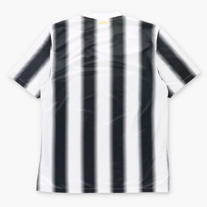 NIKE Juventus 2011/2012 Signed Home Jersey (L)