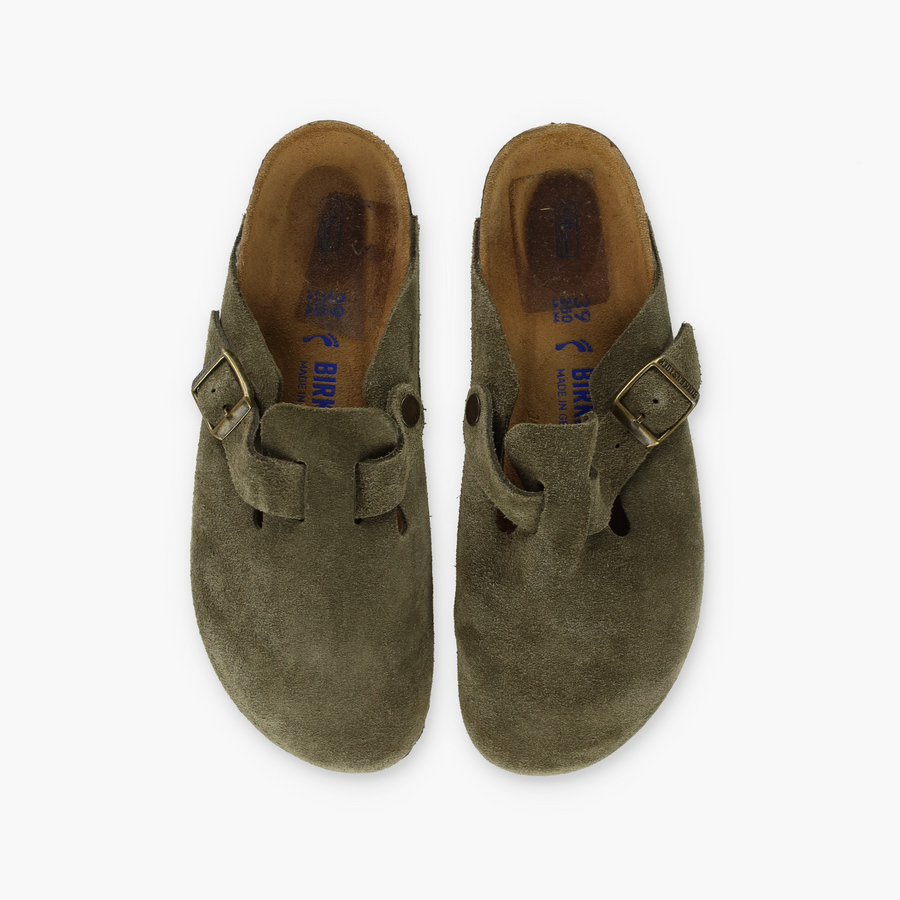 BIRKENSTOCK 'Boston' Green Suede Clogs (39/M6/L8)