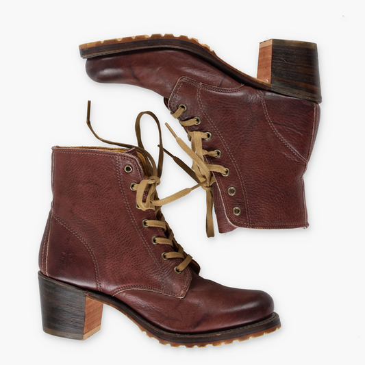 FRYE 'Sabrina' Lace-Up USA Made Combat Ankle Boots (7.5)