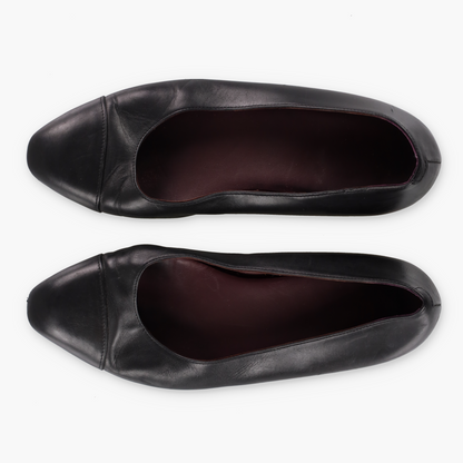 CHANEL Black & Gold 'CC' Logo Classic Ballet Flats (36.5)