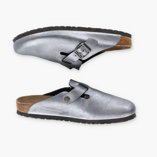 BIRKENSTOCK Silver Buckle Strap Leather Clog Sandals (40)
