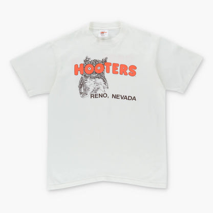 Vintage HOOTERS Front Back Nevada Single Stitch USA Made Tee (S)