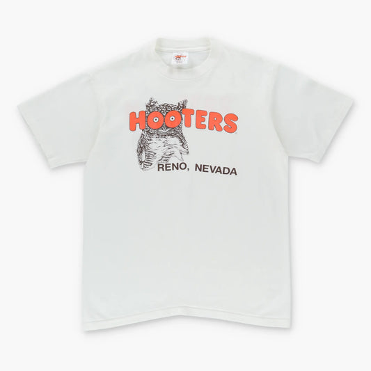 Vintage HOOTERS Front Back Nevada Single Stitch USA Made Tee (S)