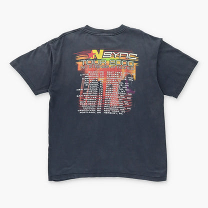 Vintage INSYNC Y2K 'No Strings Attached' Music Tour Boy Band T-Shirt (L)