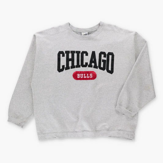 Vintage Chicago Bulls NBA Spell Out Patch USA Made Grey Sweatshirt (XXL-XXXL)