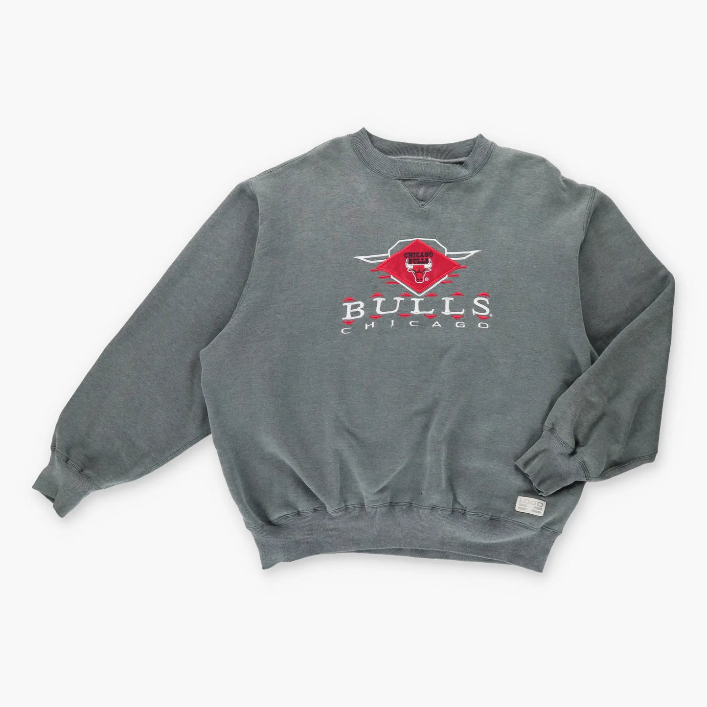 Vintage CHICAGO BULLS 90'S Basketball Embroidered Grey NBA Sweatshirt (XL)